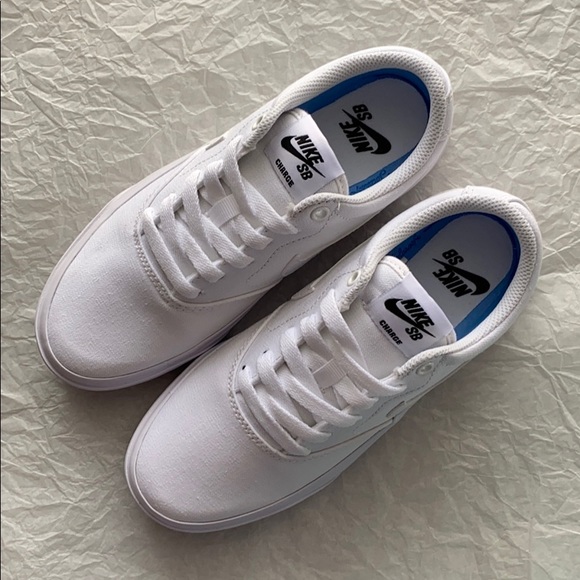 NWT Nike SB charge triple white - Picture 8 of 10